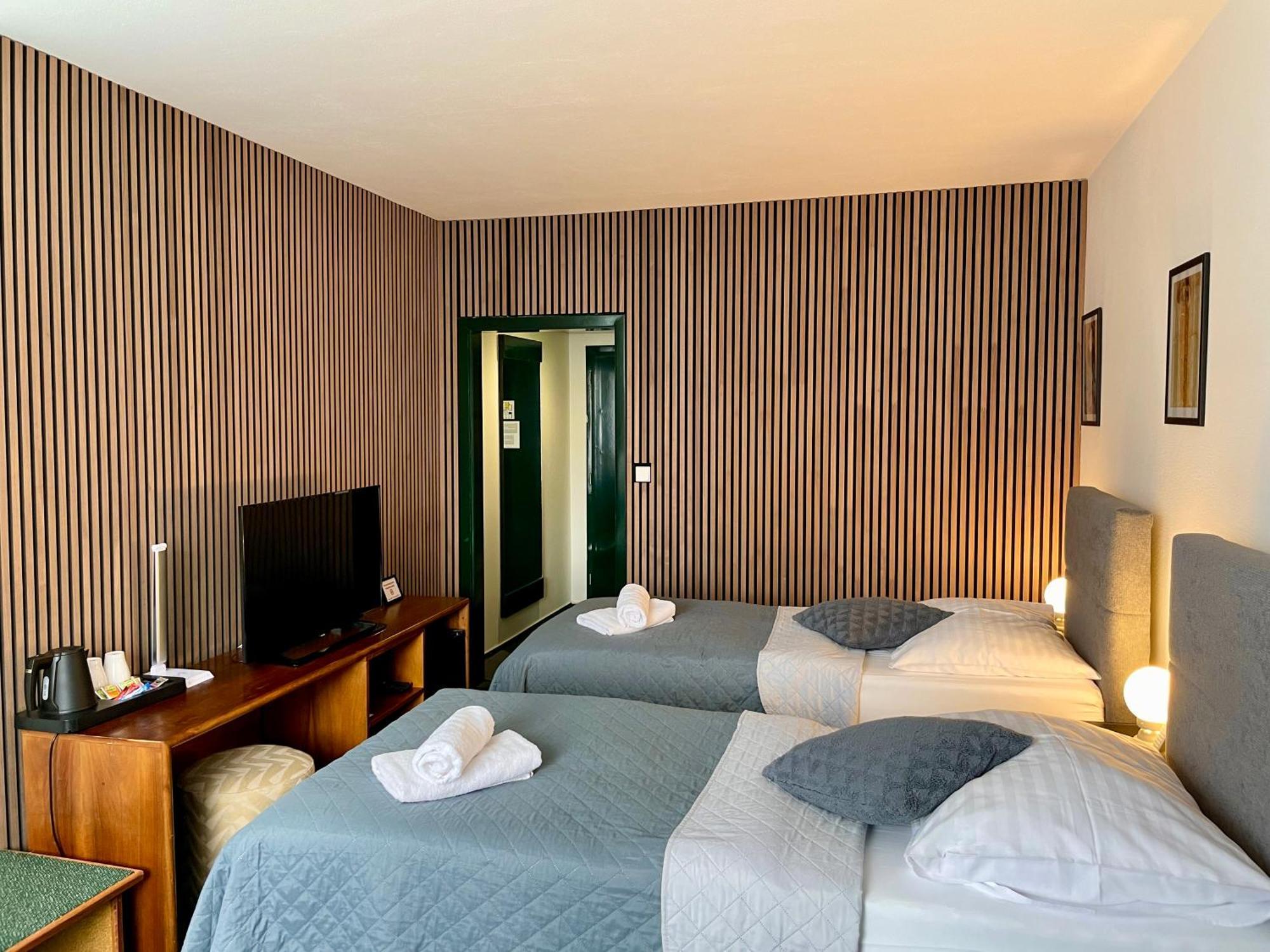 A-Austerlitz Hotel Брно Екстер'єр фото