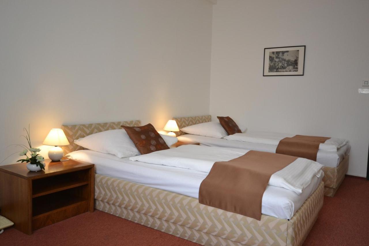 A-Austerlitz Hotel Брно Екстер'єр фото